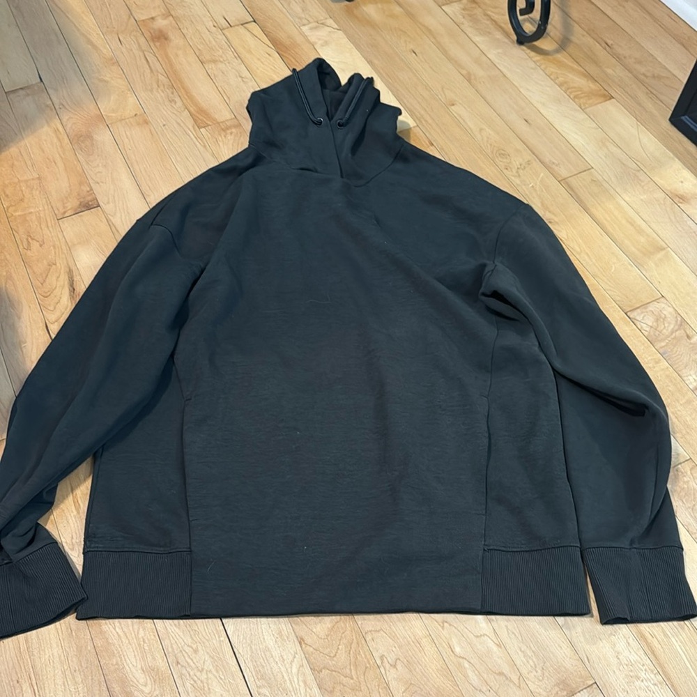 Women’s hoodie